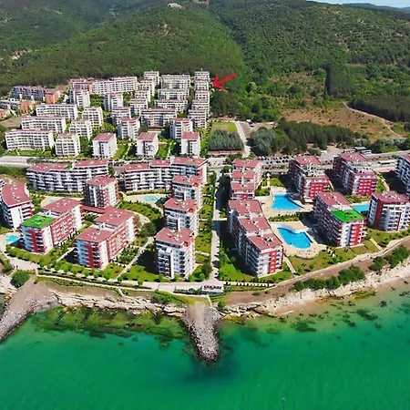 Waves & Pines - Sea View Escape In Sveti Vlas Apartmán Elenite